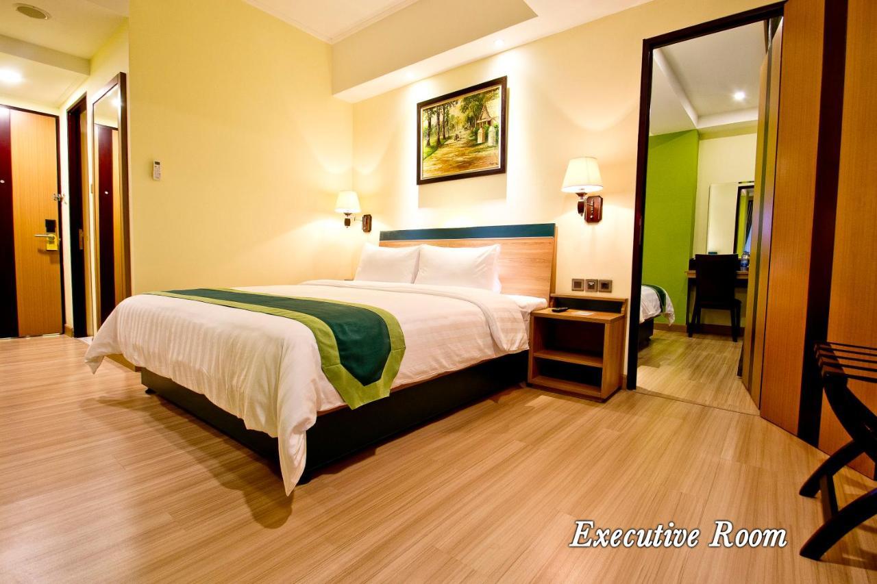 Green Batara Hotel Bandung Kültér fotó