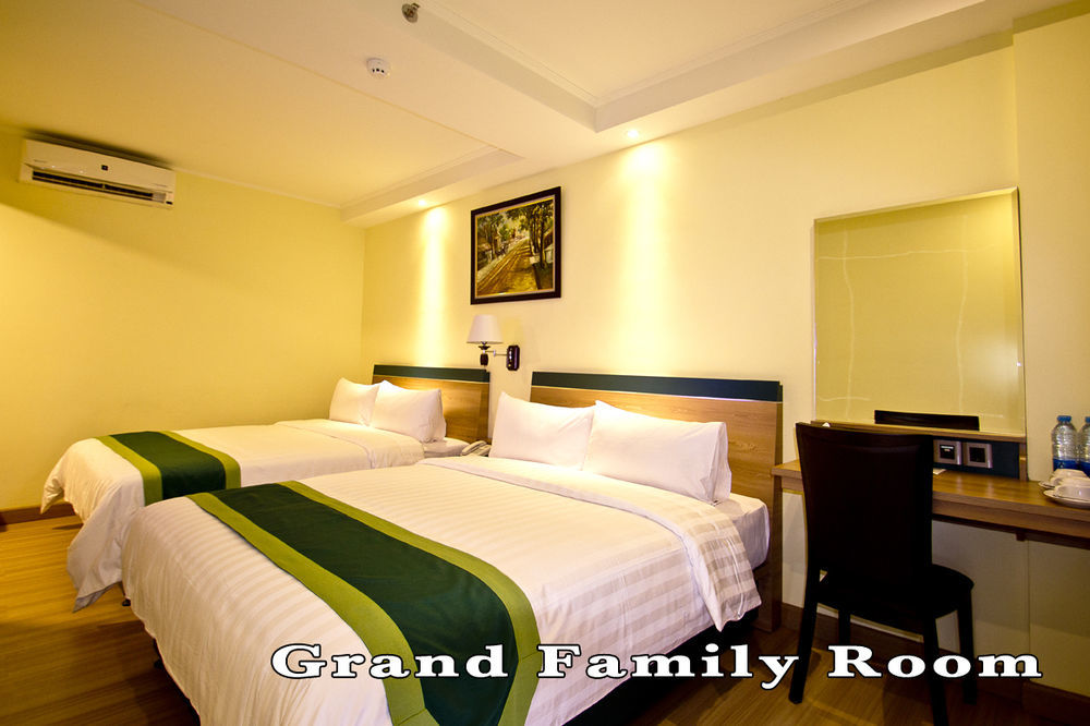 Green Batara Hotel Bandung Kültér fotó
